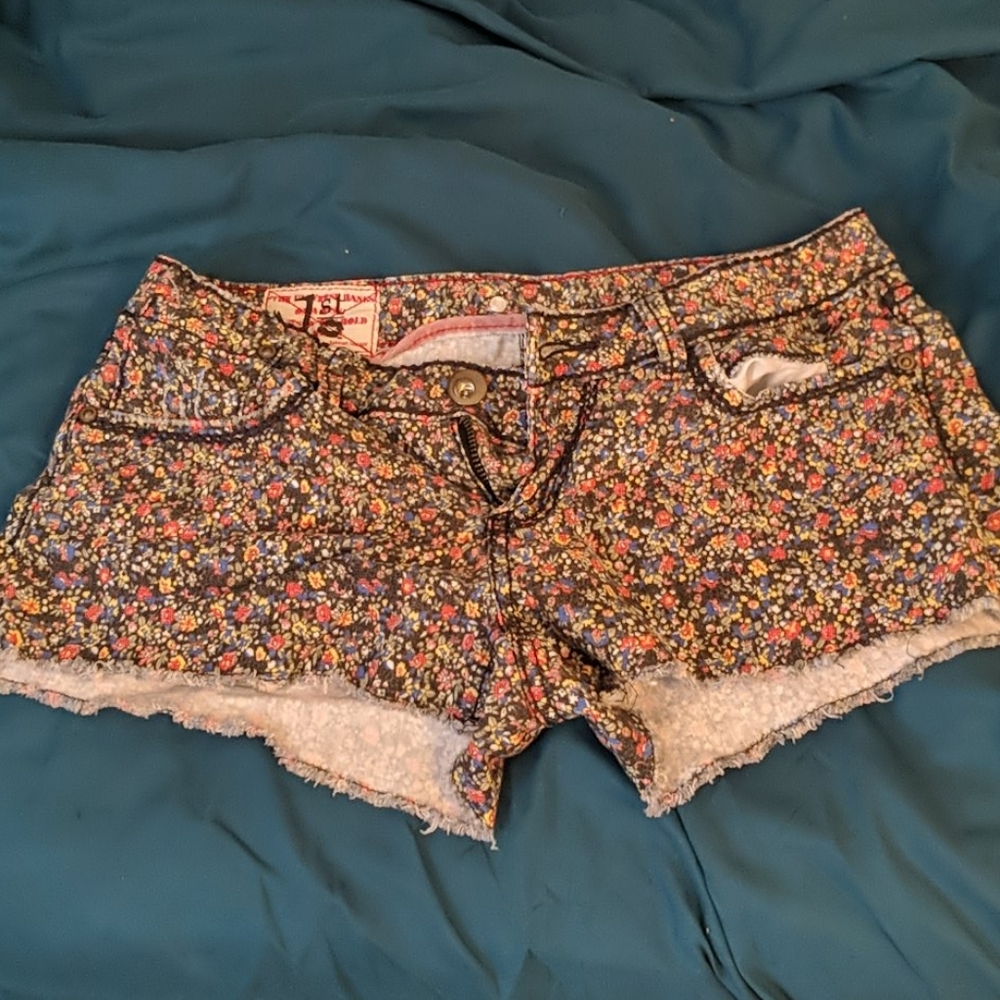 Floral print shorts